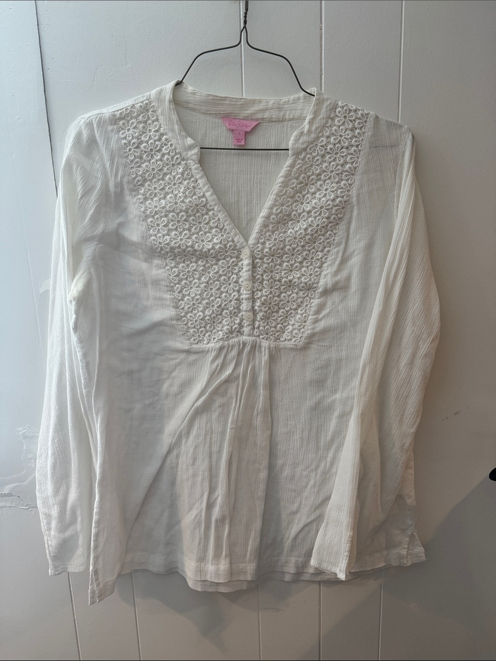 Lilly Pulitzer White Embroidered V-Neck Blouse